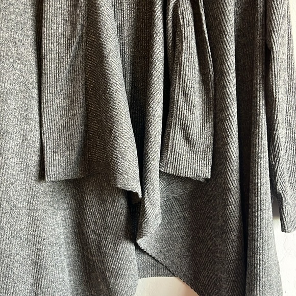 New York Laundry Cozy Chic Open/Drape Front Ribbed Cardigan Size S - Picture 6 of 10
